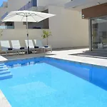 Vila Diego *